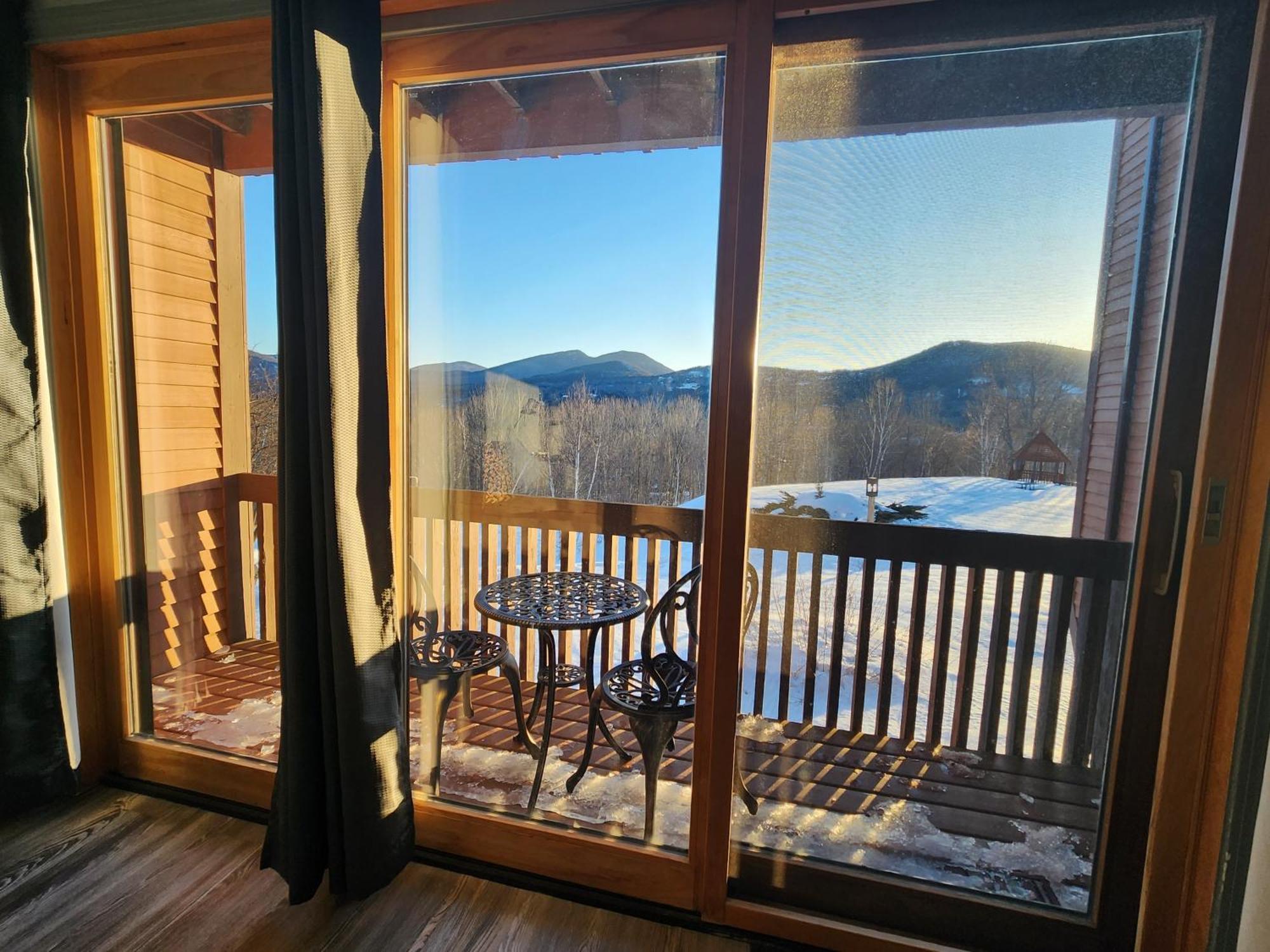 White Mountains Getaway With Amazing Views! Apartment Бартлет Екстериор снимка