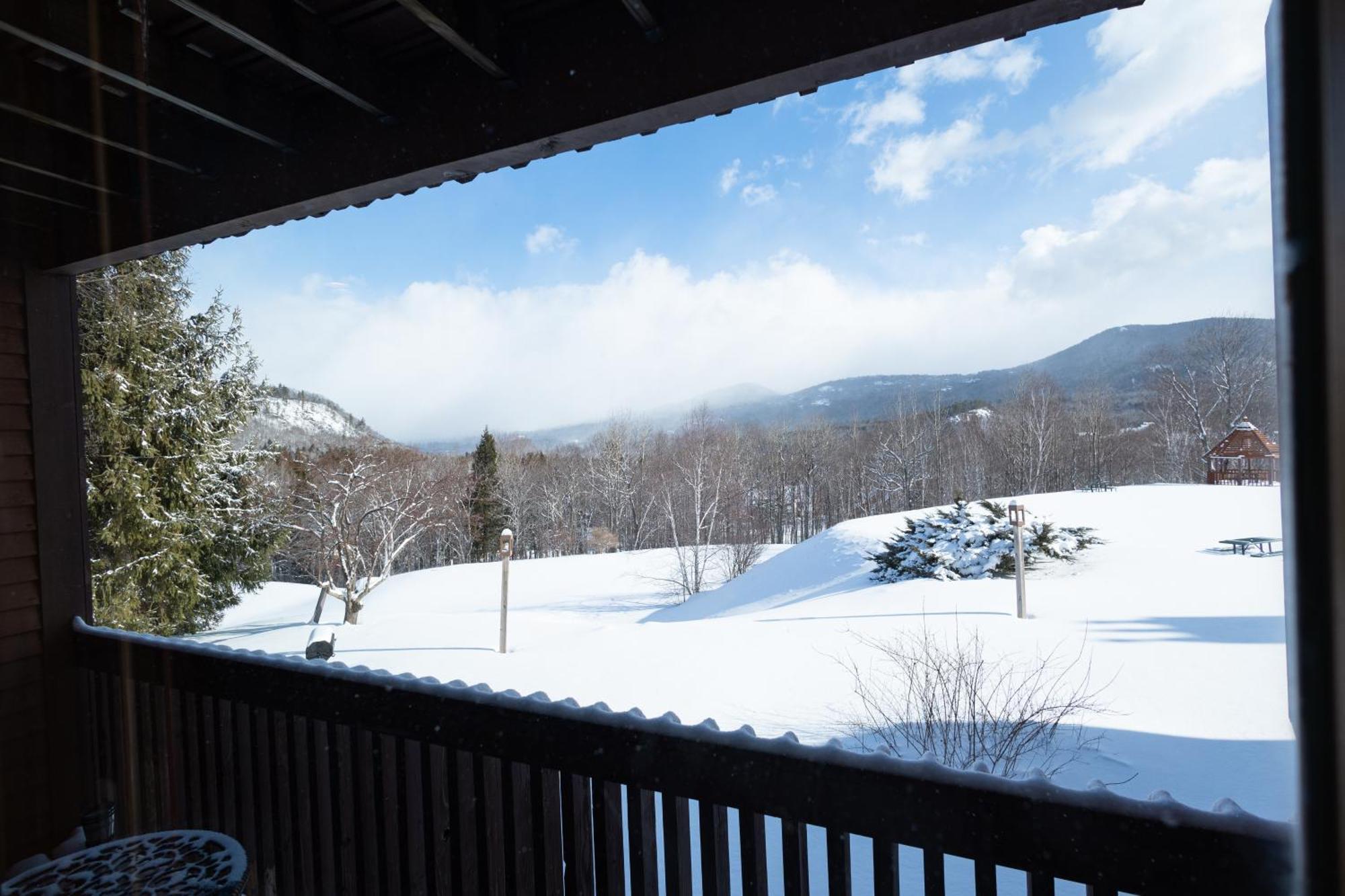 White Mountains Getaway With Amazing Views! Apartment Бартлет Екстериор снимка